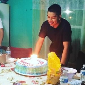 Meet your Posher, Adrian